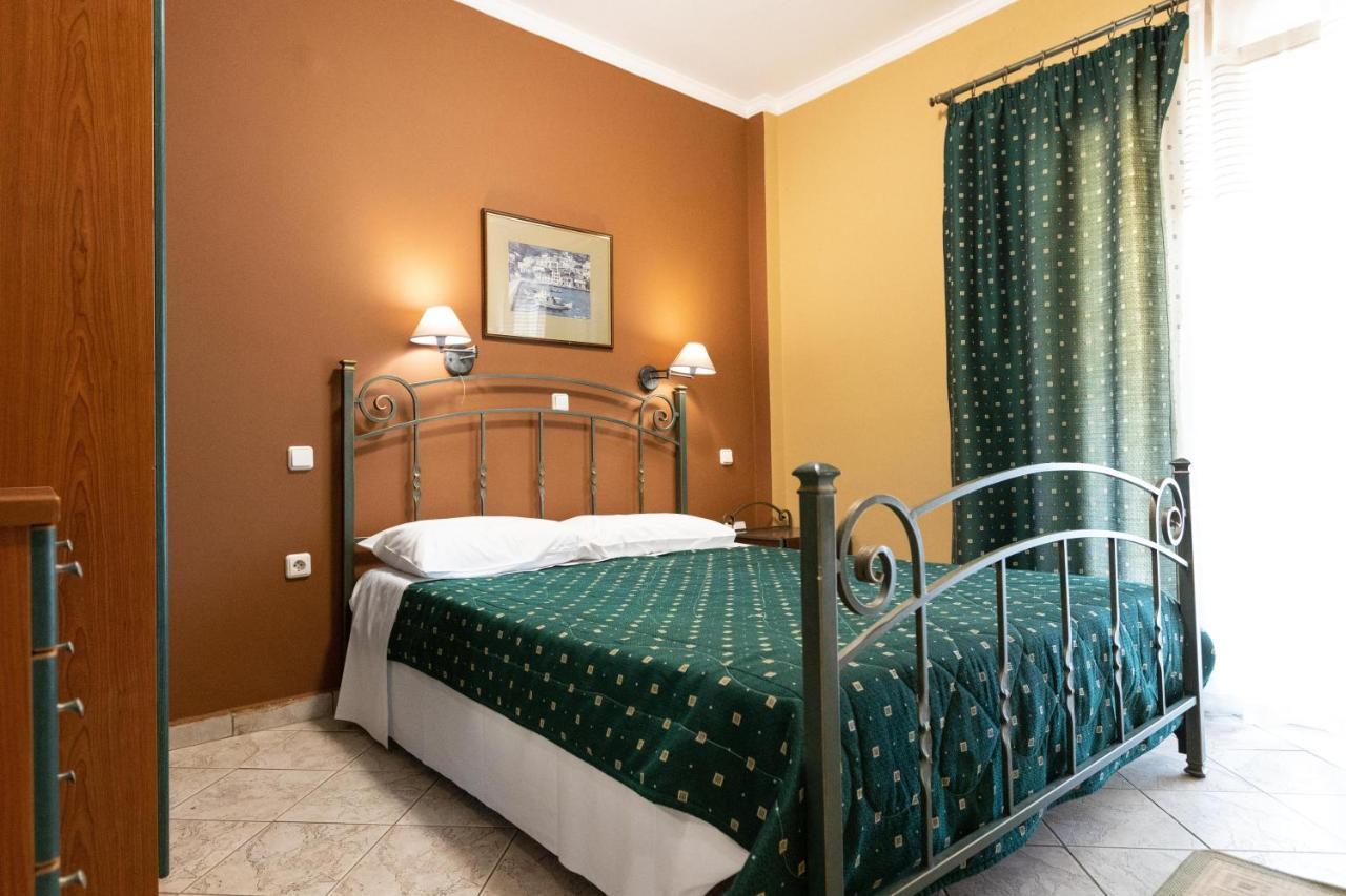 Amfitrion Apartment Gythio Ngoại thất bức ảnh