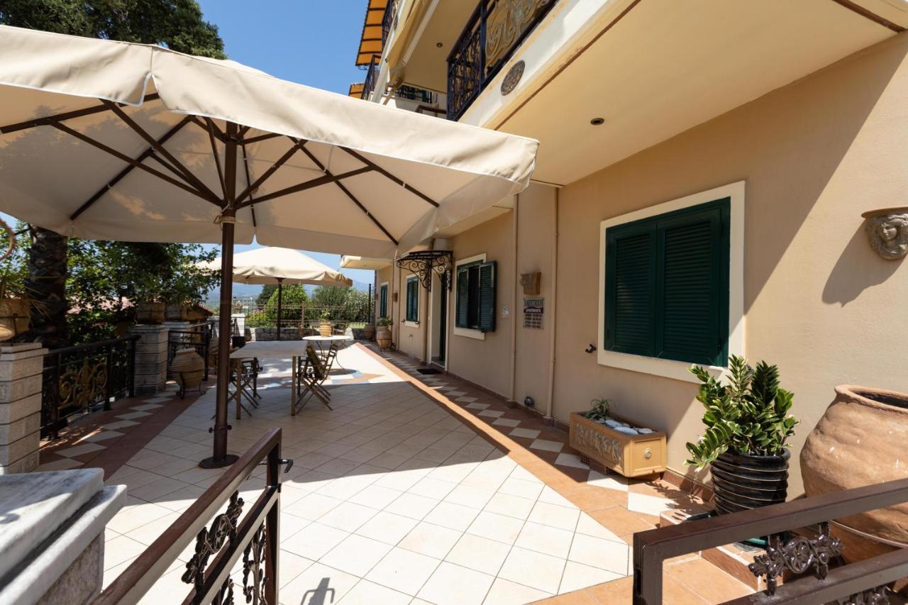 Amfitrion Apartment Gythio Ngoại thất bức ảnh