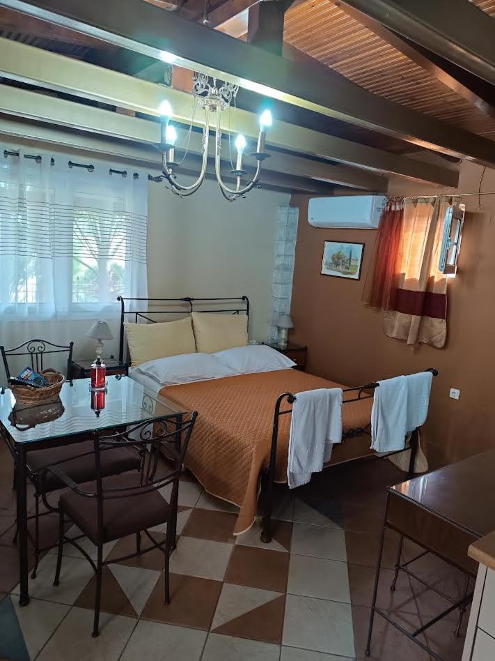 Amfitrion Apartment Gythio Ngoại thất bức ảnh